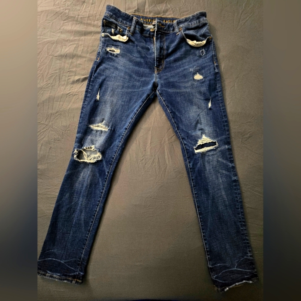 Men's Distressed Blue Jeans